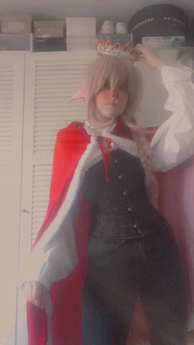 2021 Red Velvet Hooded Cape Cloak Sexy Santa Cosplay Christmas Costumes Women Carnival Party Clubwear Winter Warm Overcoat