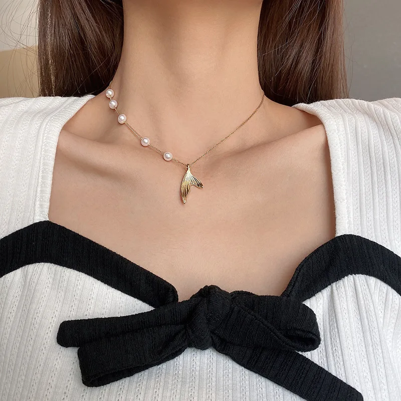 Waterproof Stainless Steel 18K Gold Plated Jewelry French Imitation Pearl Fish Tail Pendant Necklace Non Tarnish