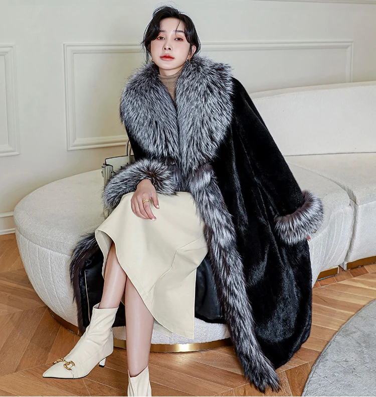 Женская Длинная ветровка с мехом