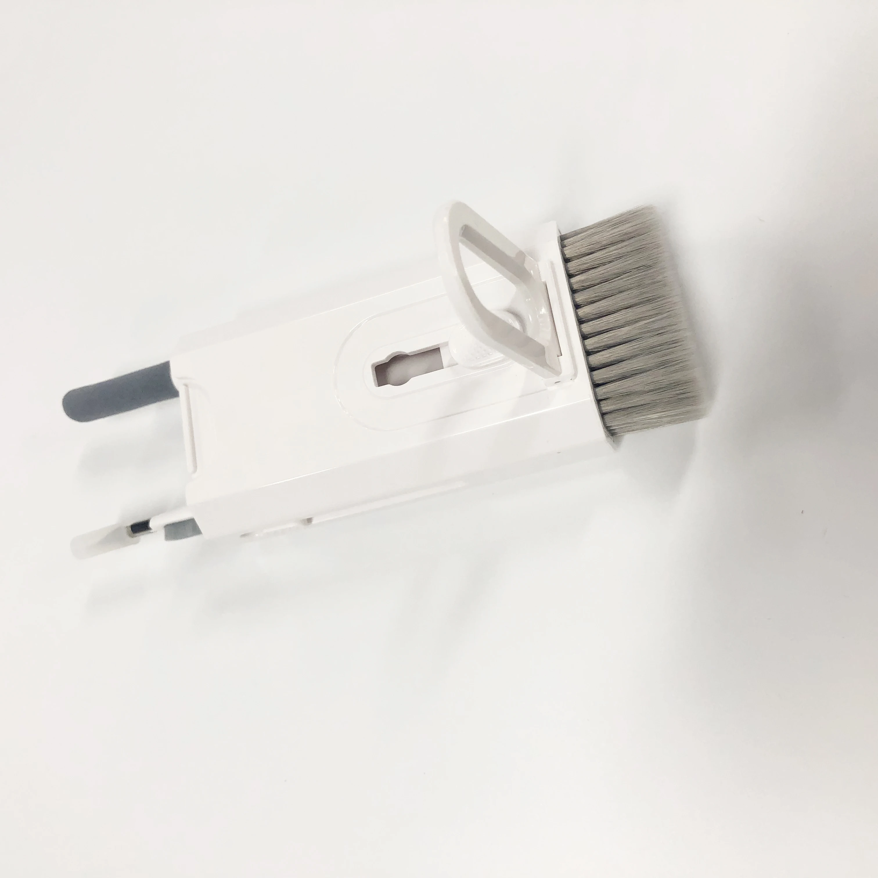 8 in 1 Dust Removal Brush With Mobile Phone Holder Multifunctional Earphone Cleaning Pen Headset Cleaning Tool for Airpods Pro 2