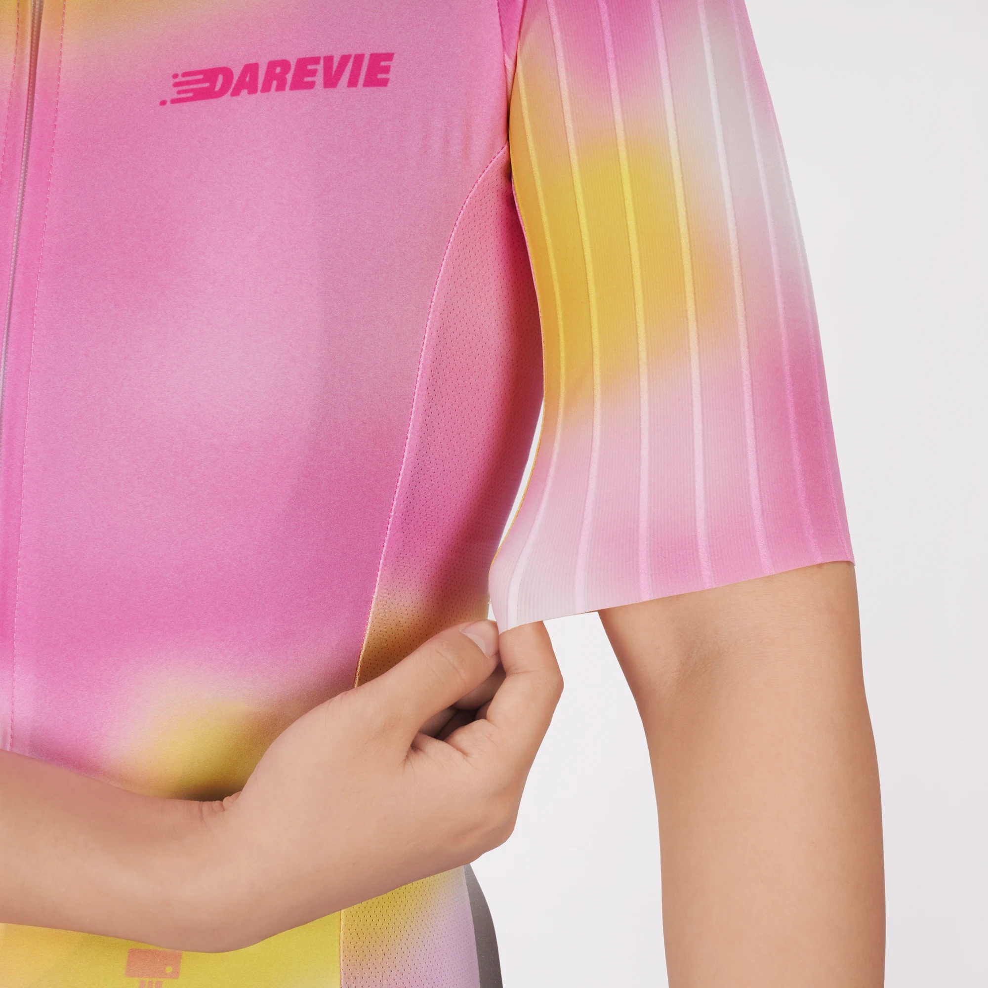 Darevie Custom Laser Cut Aero Sleeves Cycling Outfit Top Level Bicycle Clothes Pink Color Lady Bike Jersey Female Cycling Shirt