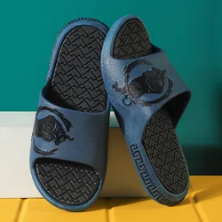 2021 Factory Price wholesale Men House Slides Slippers For women Black Man Beach For Women Ladies Flat Slippers