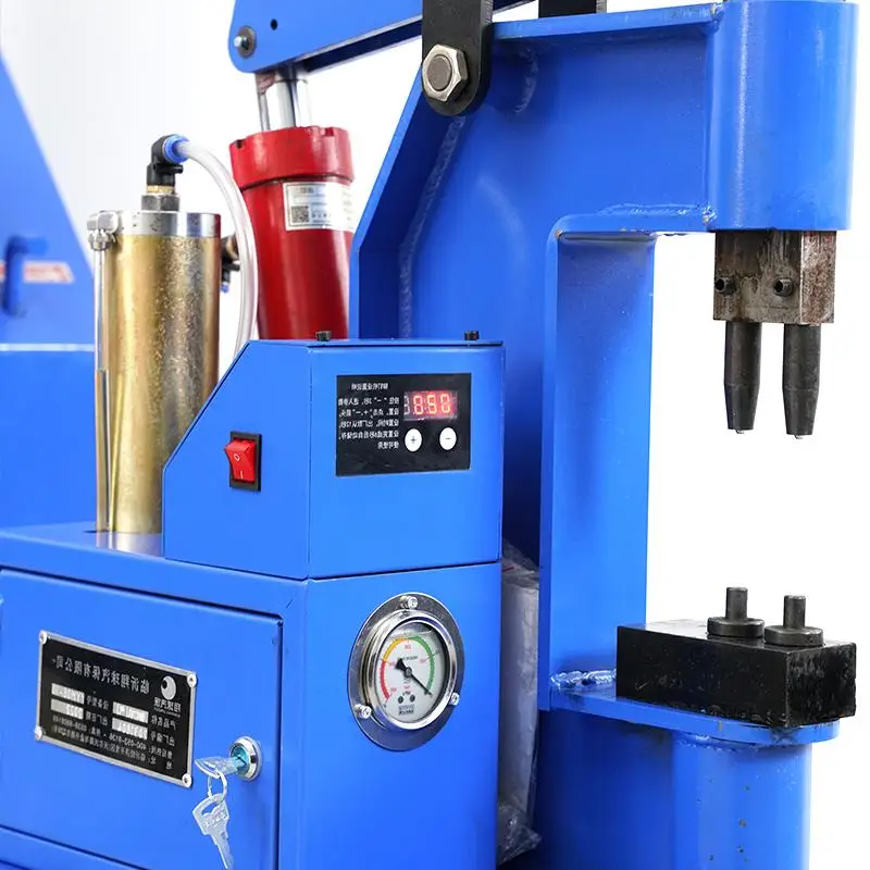 2023 Double Head Pneumatic Electric Brake Pad Riveting Machine
