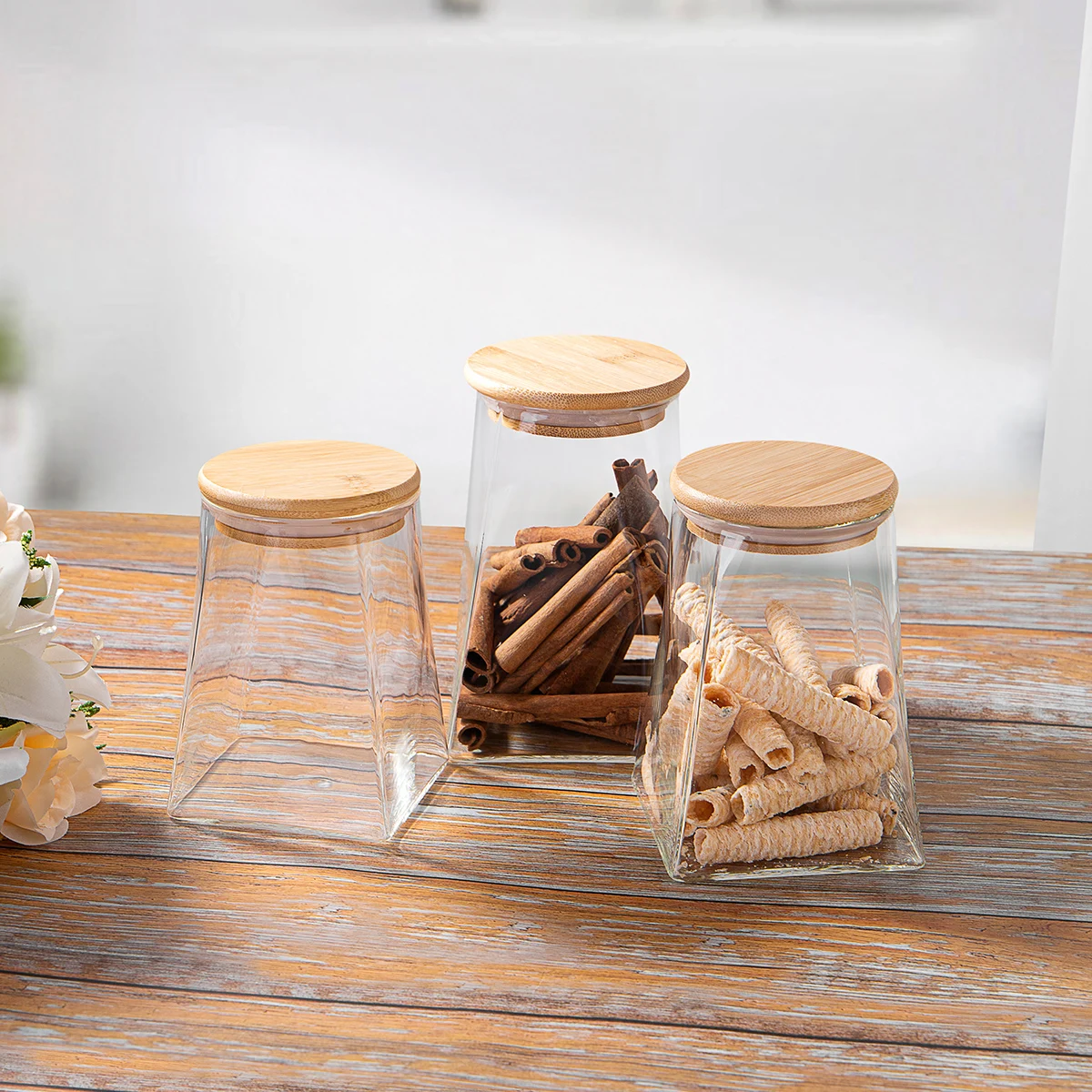 Быстрая доставка боросиликатная бамбуковая стеклянная канистра для специй кухонная Стеклянная банка хранения пищевых продуктов и контейнеры с бамбуковой крышкой