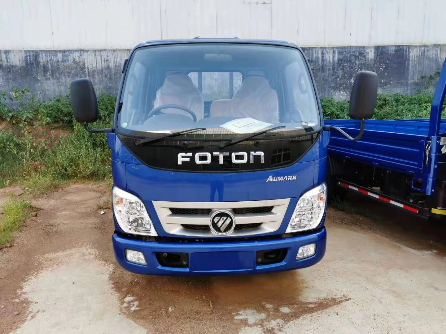 FOTON 3TONS RHD LIGHT CARGO TRUCK WITH 2.8L DIESEL ENGINE AND SINGLE CABIN