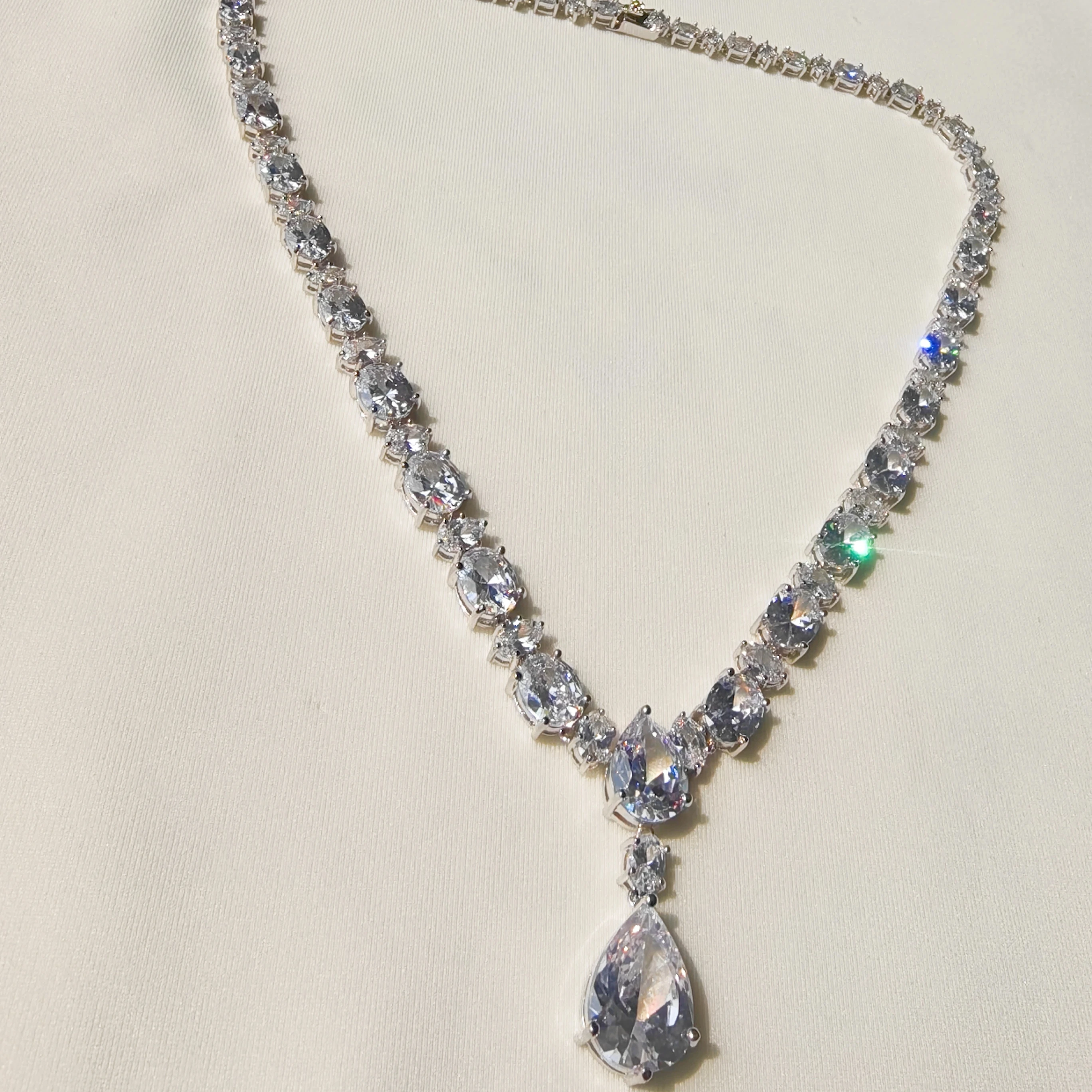 Cubic zirconia stone Bridals necklace  Wedding designs jewelry evening dress necklace