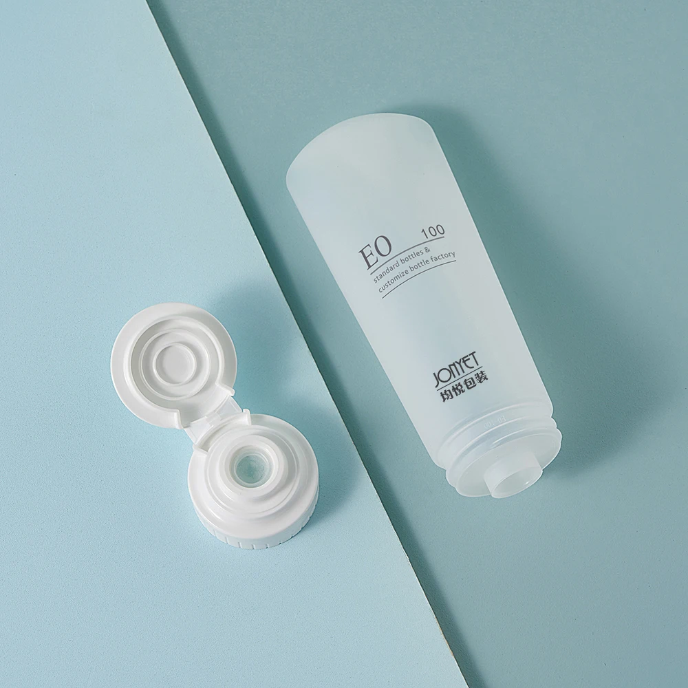 skincare tube packaging eco friendly 50ml 120ml 150ml soft touch plastic bottle reusable empty bottles for oil 100ml