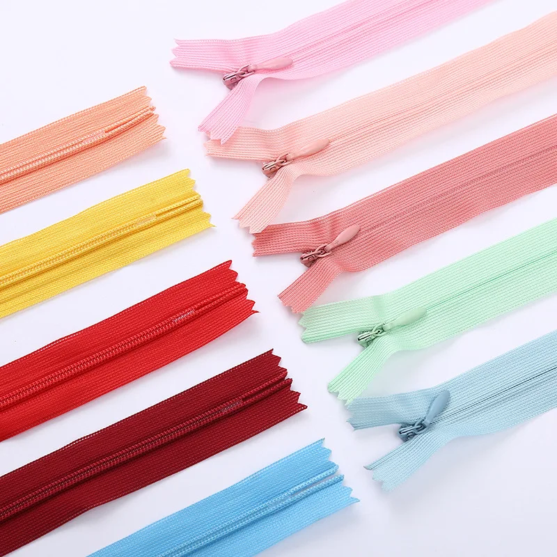 Optional 3# 5# 7# colored teeth nylon zippers in multiple colors Cheap closed garment zippers for garment processing accessories