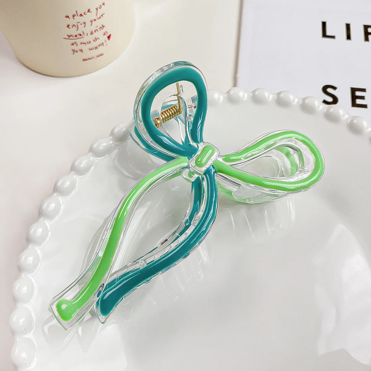 2024 New Crab Hair Clips Women Large Shark Jelly-colored Bow Claw Clips Scissors Shape Clamp Joker Hairpin Girl Hair Accessories