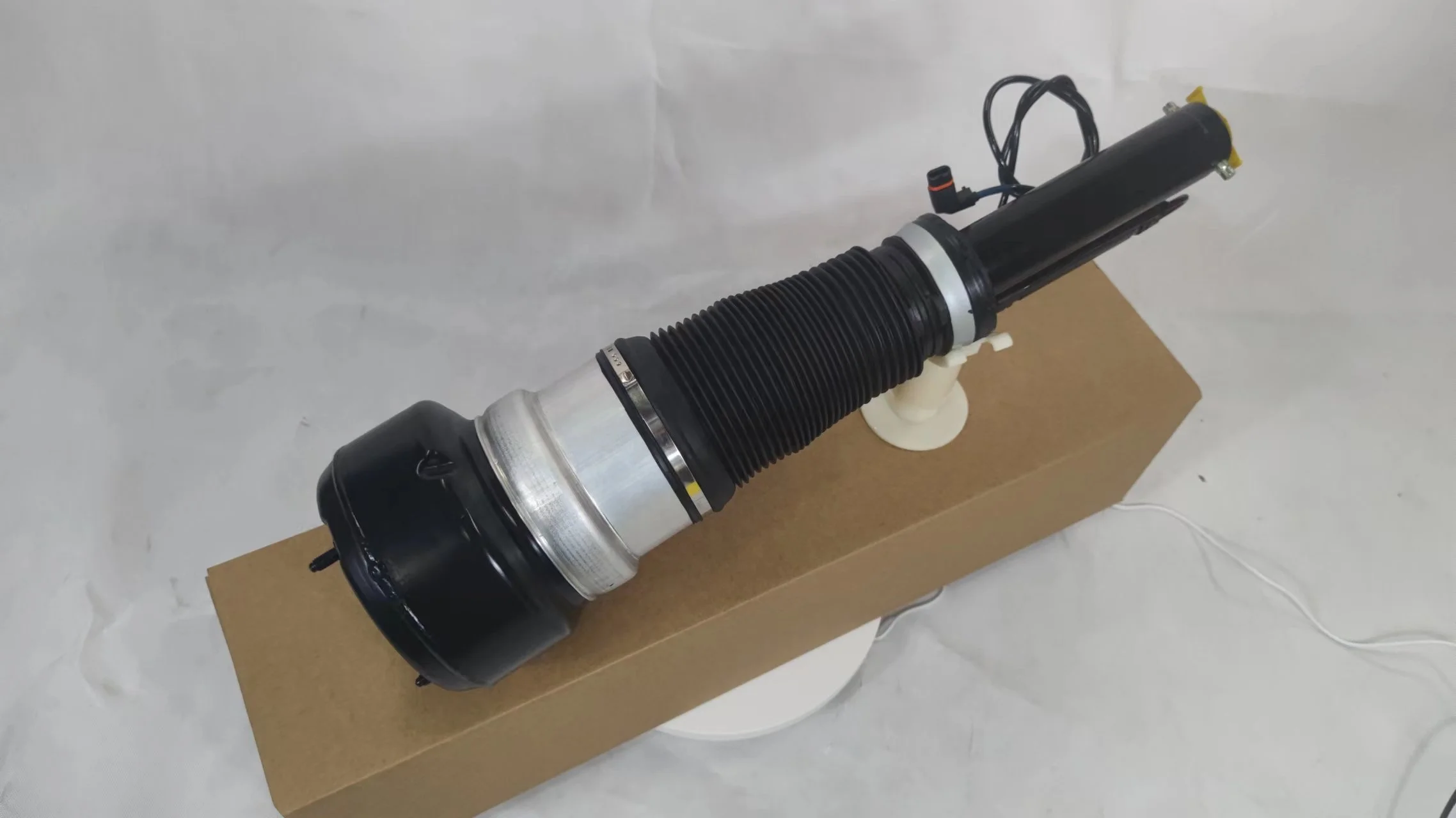 2213209313 suspension shock absorber 2213204913 universal air suspension for Mercedes Benz W221 absorber