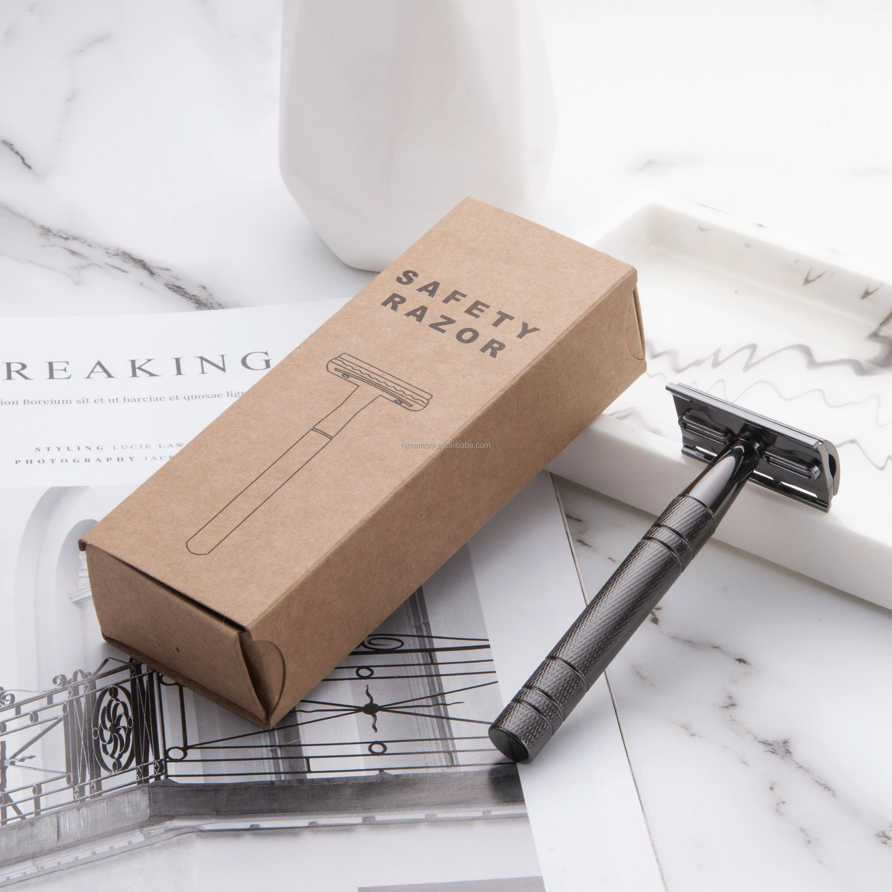 Double Edge Safety cheap Razor Wet Shaving Kit for Men Women with 10 Pieces Platinum Blade