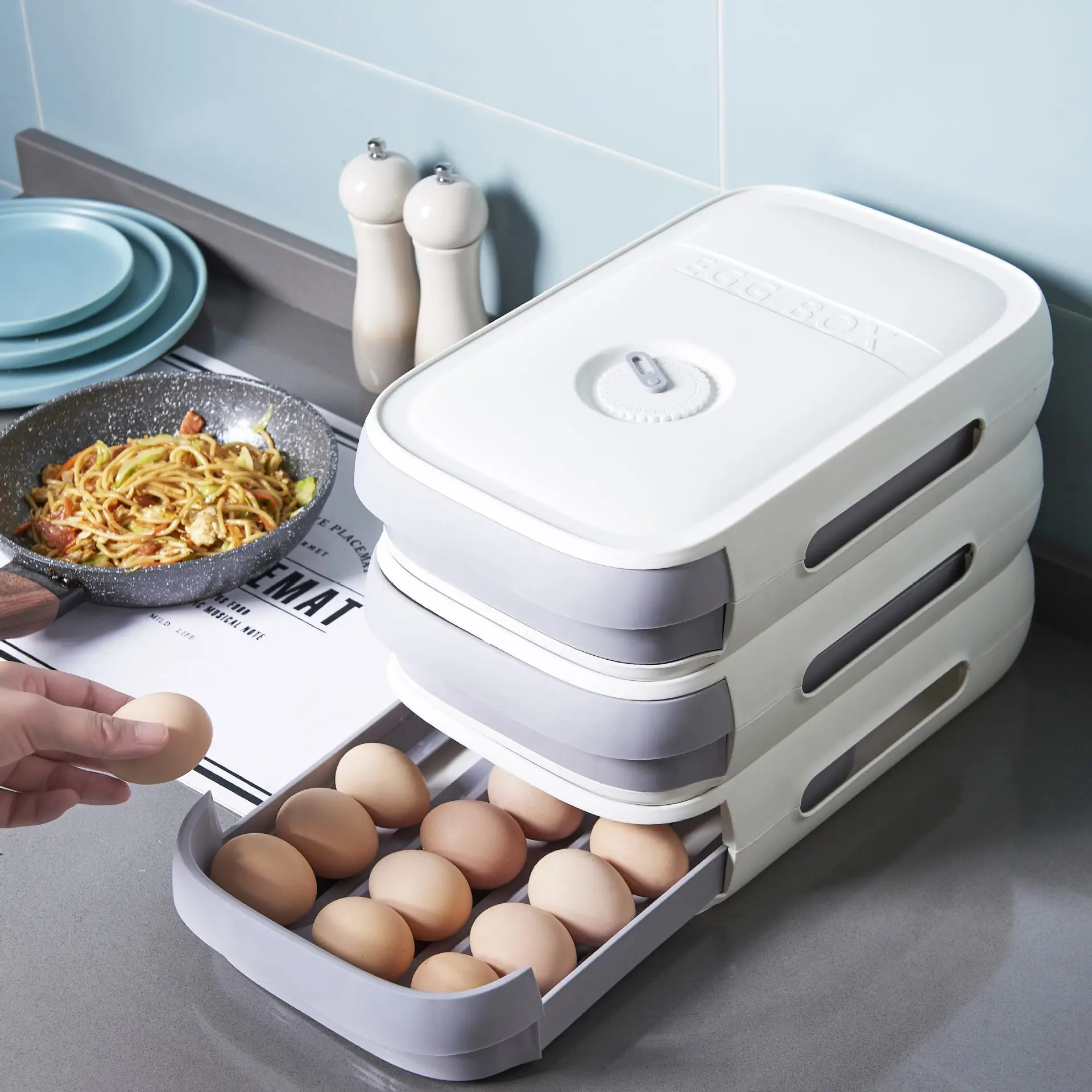 Refrigerator convenient plastic kitchen food egg holder with lids food fridge food-grade containers wholesale storage box