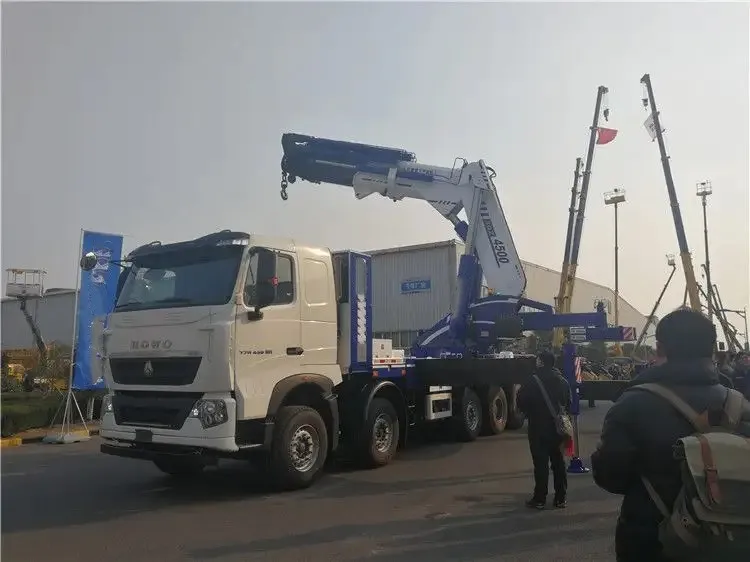 China best brand 90 Ton Knuckle Boom Truck Mounted Crane Sqz4500 90ton mobile hydraulic Folding boom Truck Mounted crane Sale