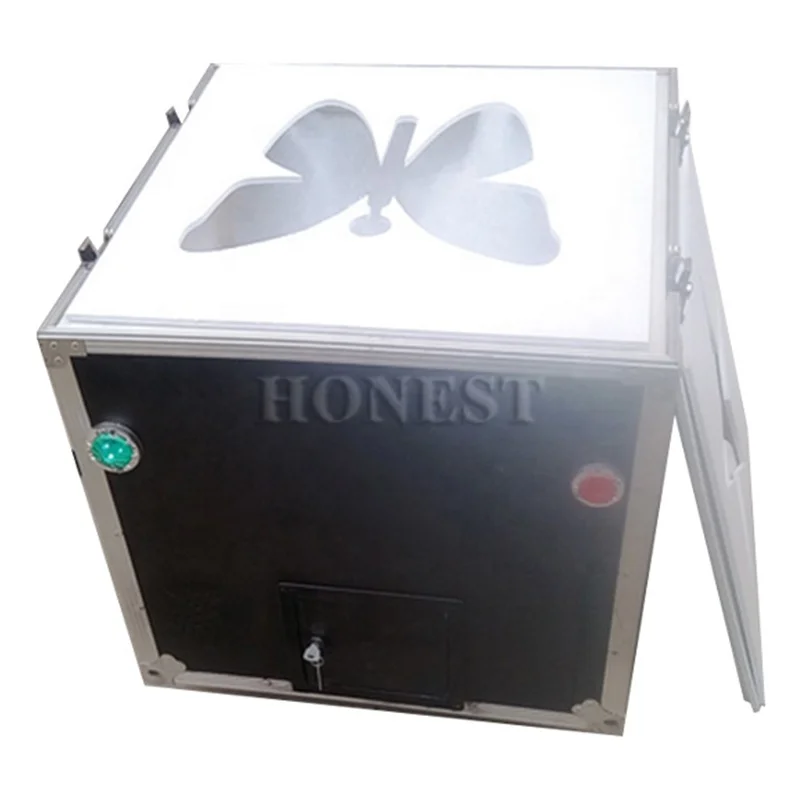 Easy Operation Cloud Machine For Wedding / Smile Clouds Machine / Cloud Fog Machine