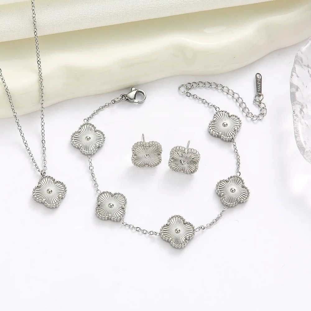 Dr. Jewelry 3Pcs Stainless Steel PVD 18K Gold Plated Waterproof Tarnish Free Zircon Four-leaf Clover Flower Jewelry Set for Her