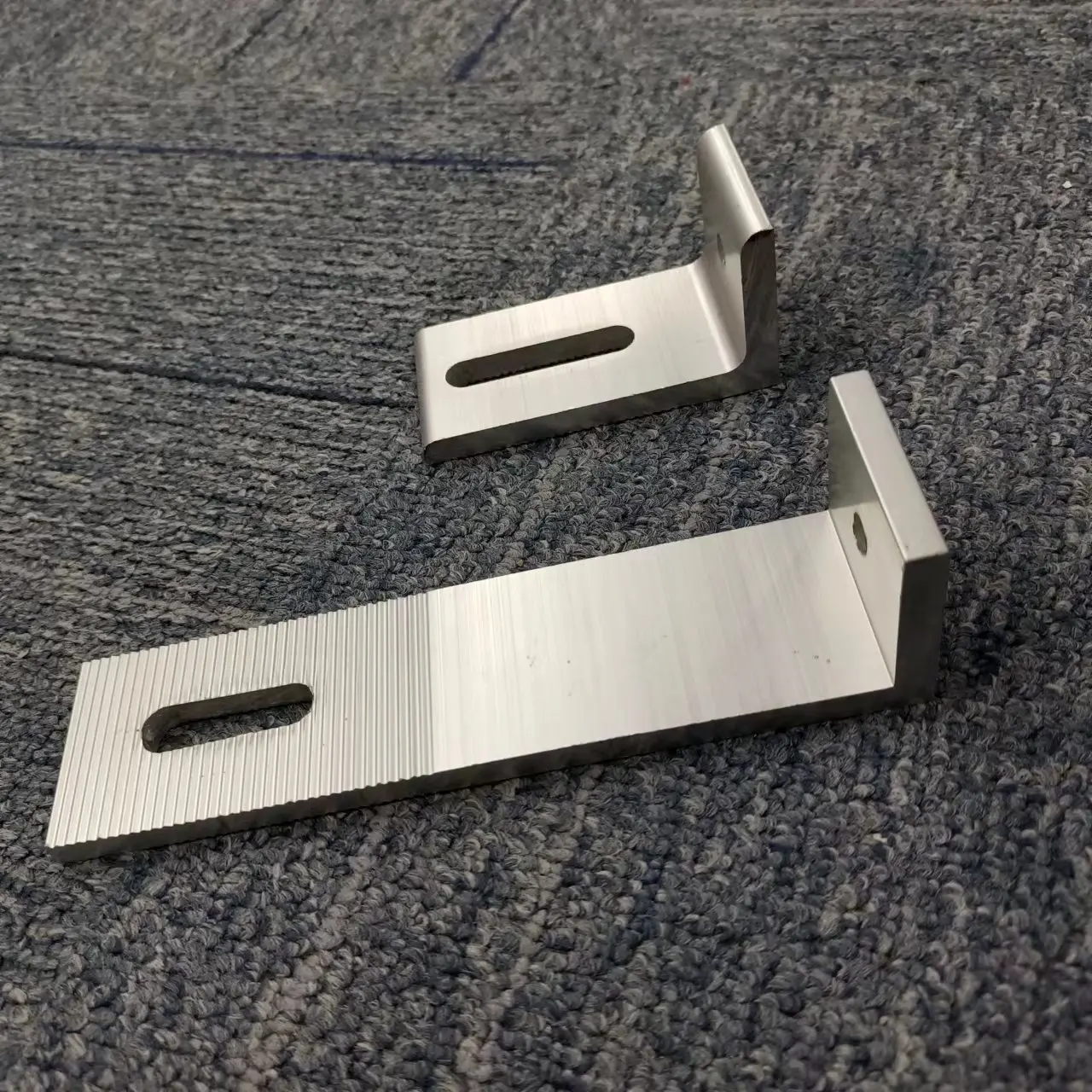 Aluminum Solar Rooftop Module Mounting Height 155 mm L Feet bracket