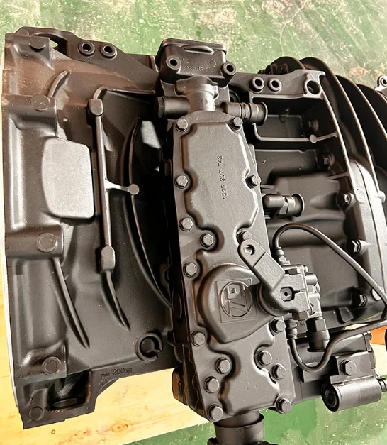 FOTON Gearbox assembly   16S2530TO  Z F 1356080047 Transmission