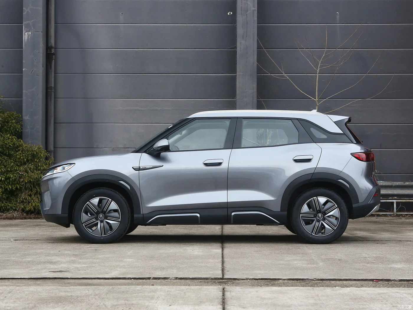 2024 новый автомобиль BYD Электрический Smart car Yuan Up экономичный чистый Ev небольшой внедорожник 5 мест электромобили для продажи