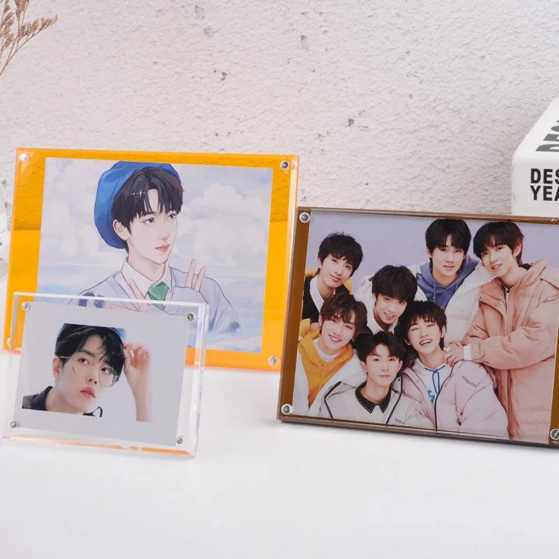 Wholesale star chasing girl desktop small card display table 3 inches transparent acrylic photo frame