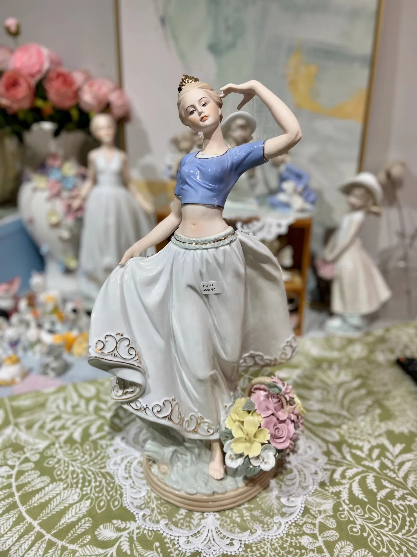 Export porcelain figurine ornaments ceramic crafts Western girl decorative crafts European styles