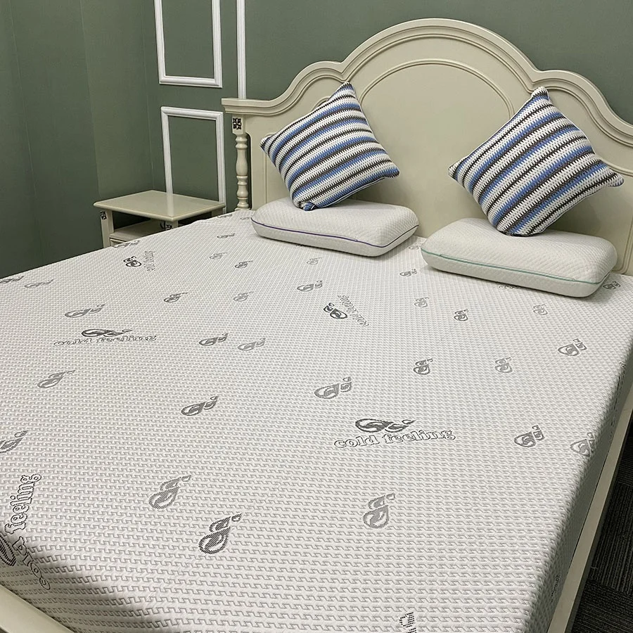 Soft Comfortable 300D PE Cooling Knitted Jacquard Cooling Fabric Mattress Fabric