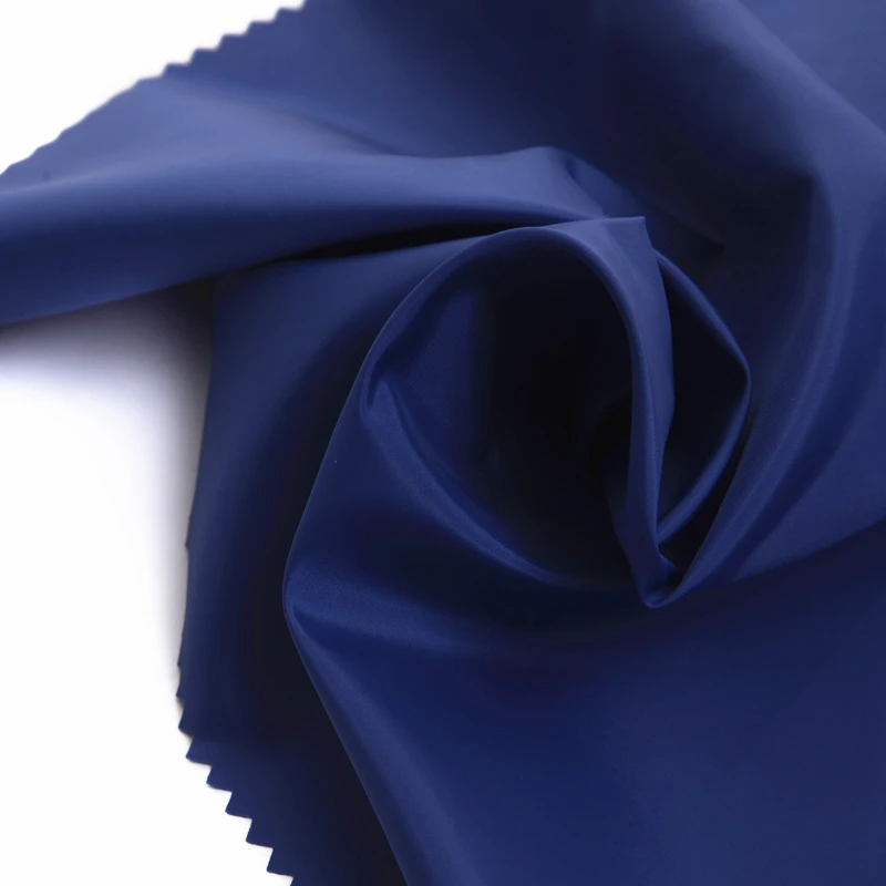 100 полиэстер 450T, глобальная переработка, 1/2 саржа, полиэфирная тафта с водонепроницаемой функцией для курток, одежды