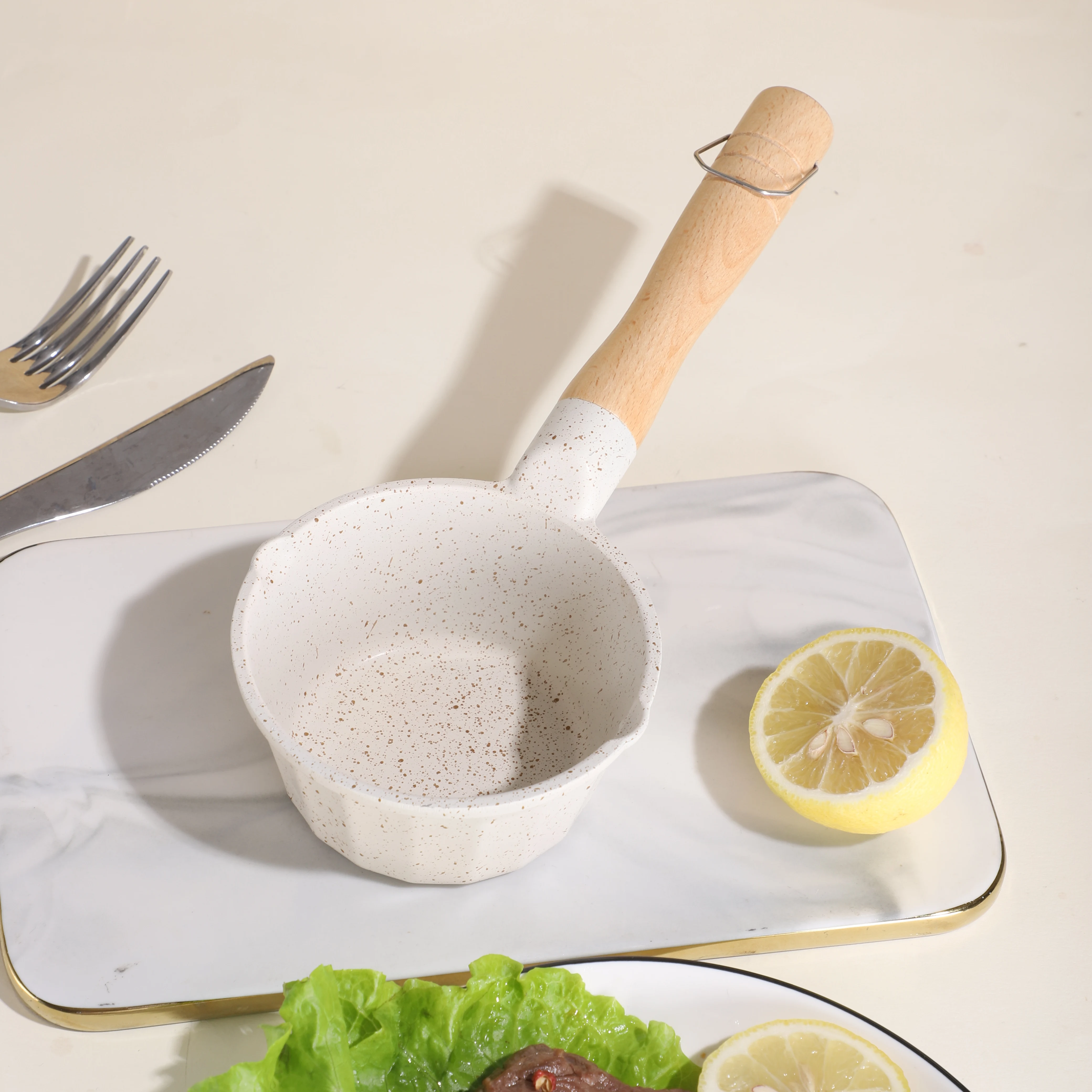 Manufactory Direct Boil Soup Heat Utensil Electromagnetic Induction White Small Milk Pot