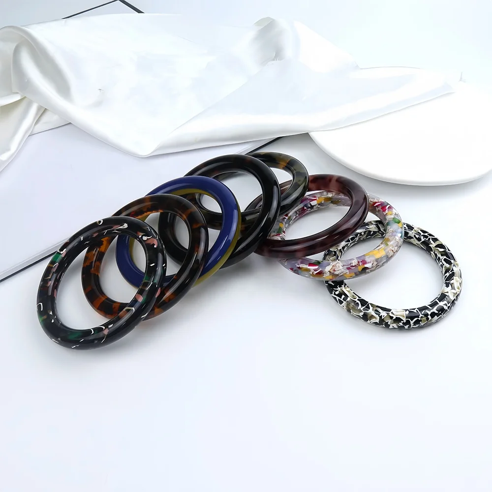 Hot-Selling Small Acetate round Bracelet with Floral Pattern Personalized Niche Fashion Jewelry for Women Gift Wedding Party