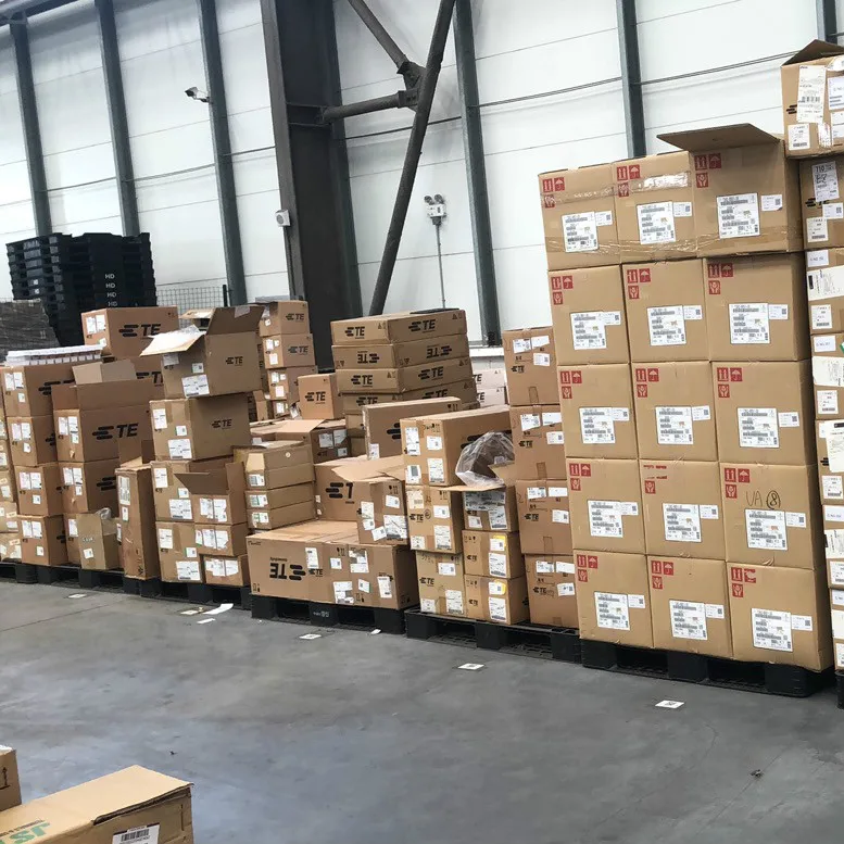 automotive connectors  new and original 	CONN HDR 40POS SMD GOLD   DF37C-40DP-0.4V(51)