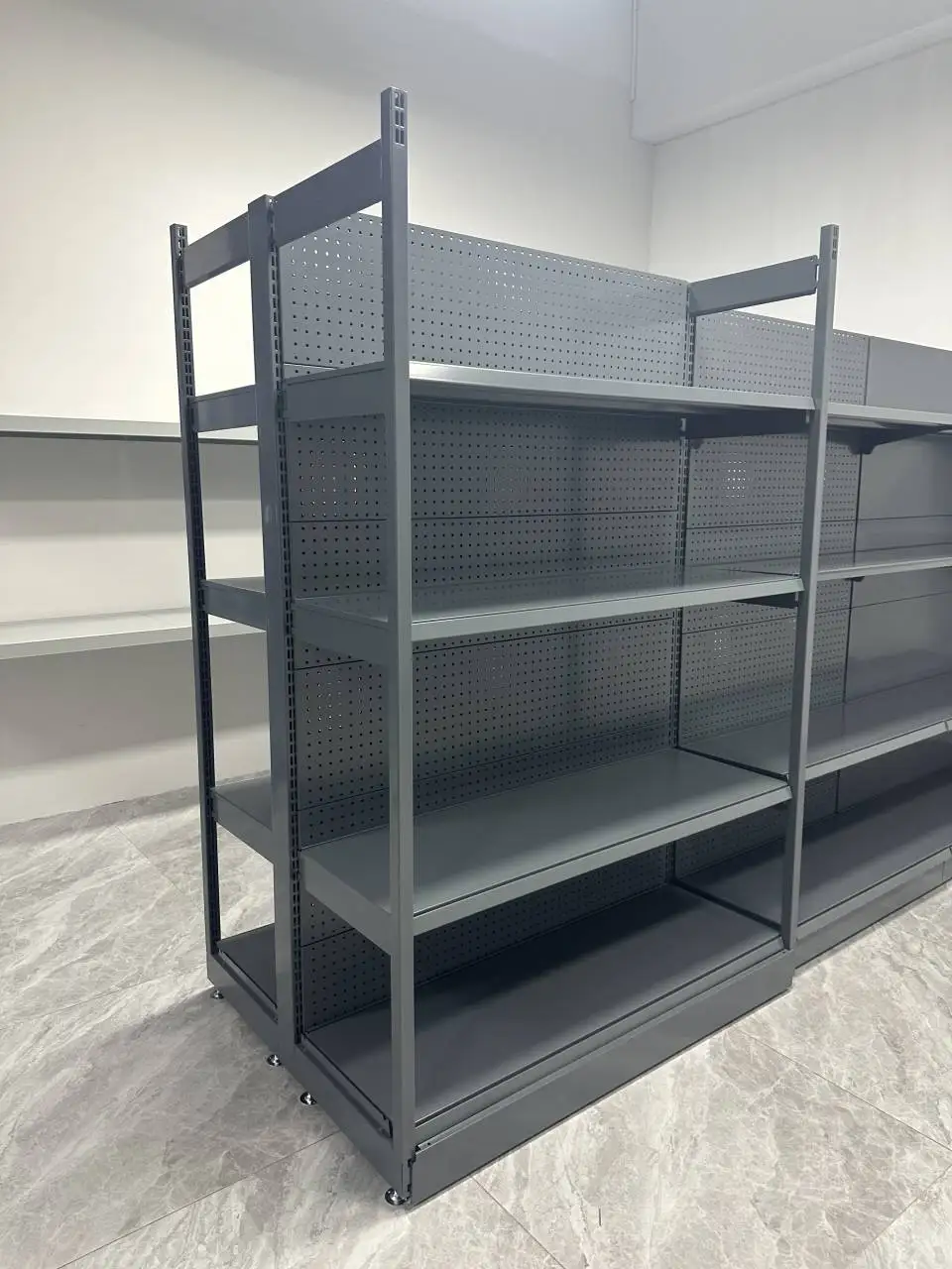 Xinbaihui Горячая новинка современный четырехстоечный полка для супермаркета с проволочной спинкой Оптовая Продажа Подставки магазина