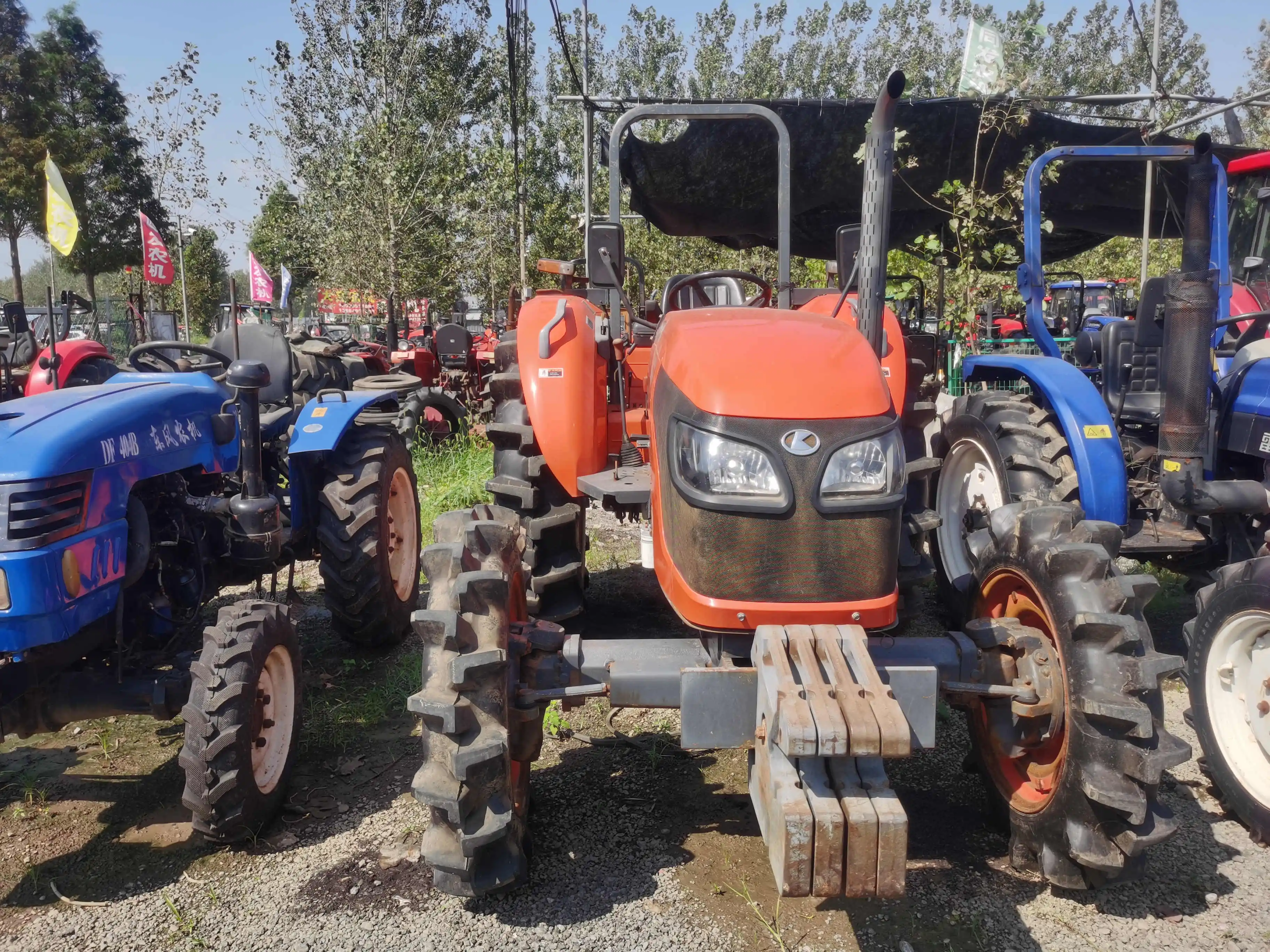 Сельскохозяйственный трактор Kubota 70HP