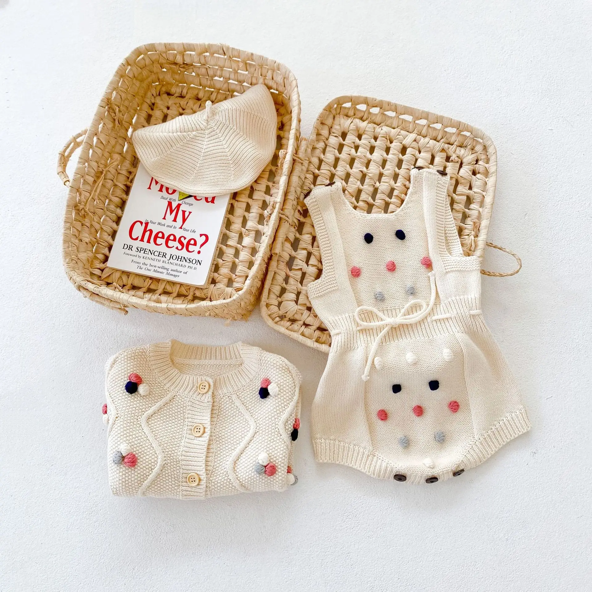 2022 spring and autumn baby boys and girls baby suit small wool ball coat + Ha yi crawling suit two sets