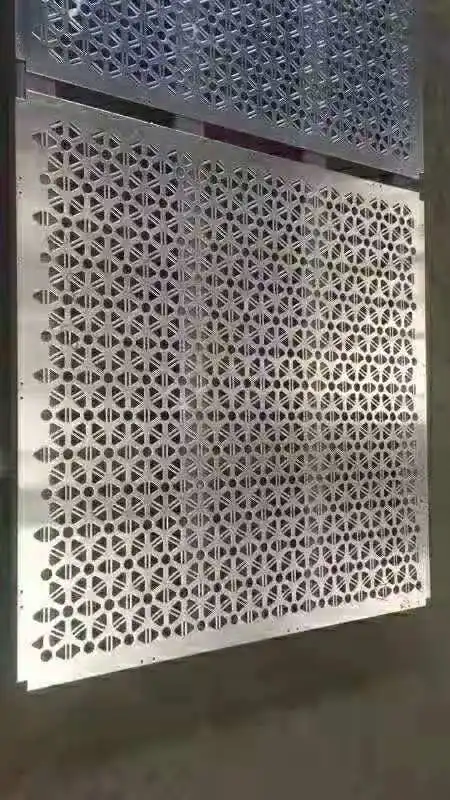 
8mm thick plate Hydraulic thick plate cnc turret punching machine hole punch machine 