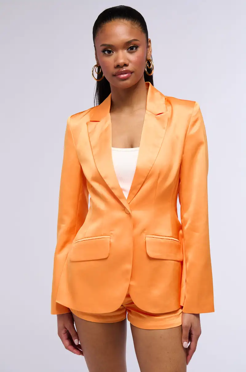 Low Moq Custom Clothing Elegant Satin Suit Slim Fit Blazer Jacket + High Waist Mini Shorts Plus Size Women Two Piece Sets