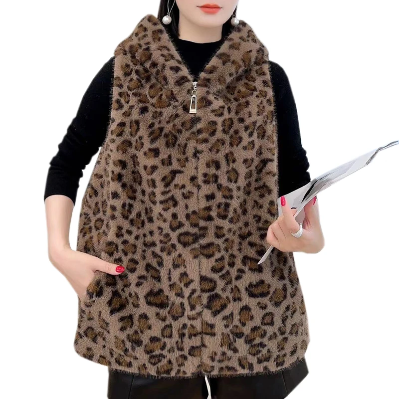 Factory Wholesale Smooth Hot Selling Leopard-print Faux Fur Coat for Women Faux  Fur Fashion Wild Leopard-print Fur Vest
