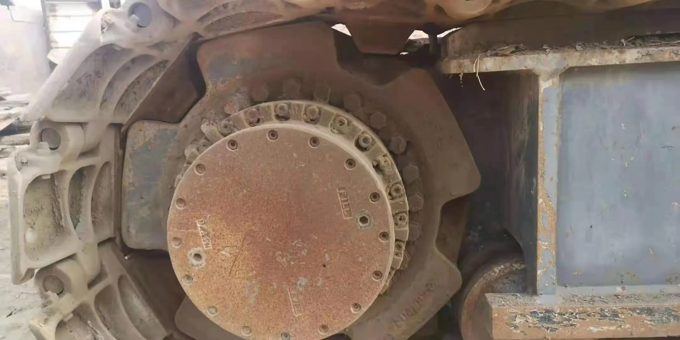 PILE DRIVER USED CONDITION SUMITOMO sd-205 sd-207 TH55 KH1000 KE1500 KE1200 ROTARY DRILLING RIG HITACHI TH55