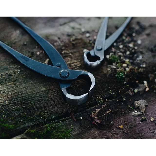 Bonsai tree root cutter to cut off thick trunks,branches and roots