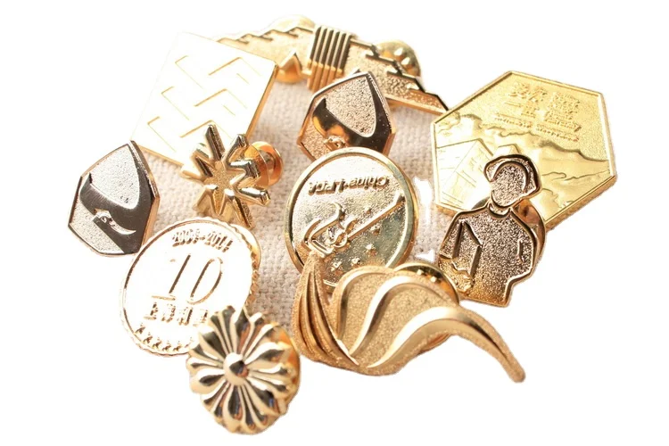 customized design logo brooch pin