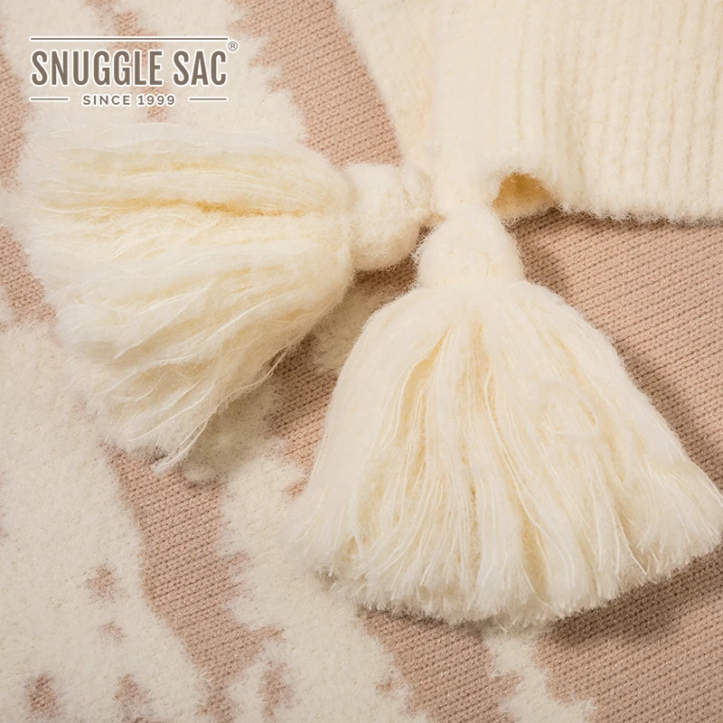 Snuggle Sac Air Feel Double  Sided Customize Knit Blanket Throw Blanket Picnic Blanket With Tassel