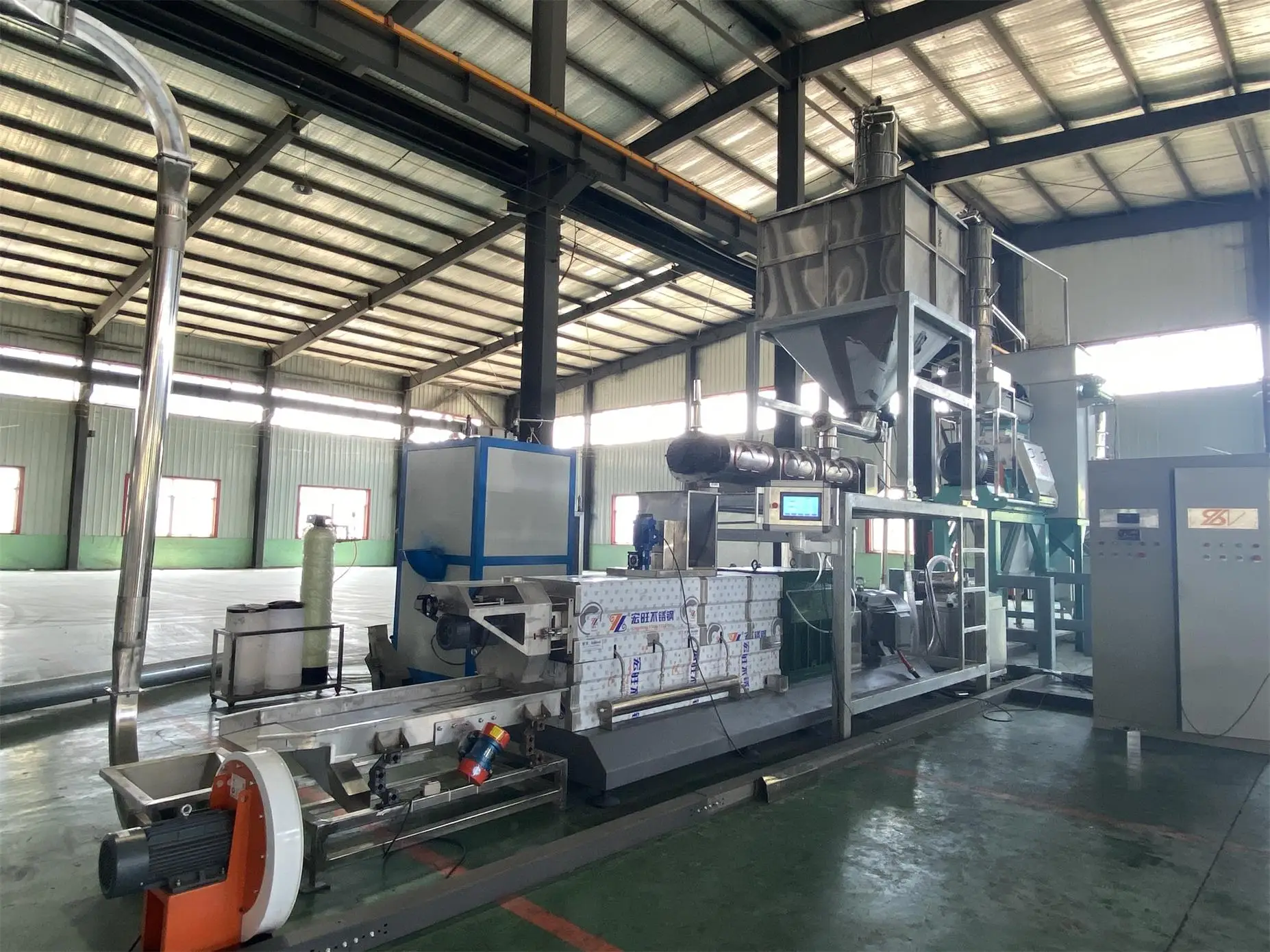 2024 New Design 1ton 2ton Puffed Type Agricultural Farmed Fish Feed Extruder Equipment Plant Processing Machine Line