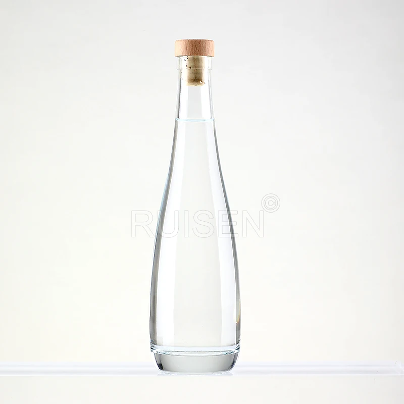High quality low price 500ml 750ml glass wine bottles Luxury glass water bottles personalized design