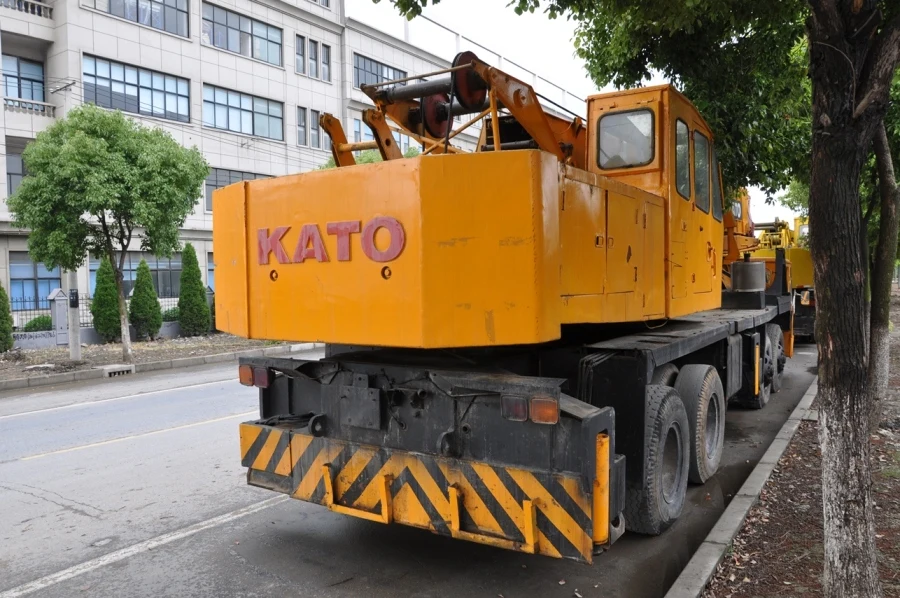 Construction kato 50ton crane used Japan truck crane nk500e for sale