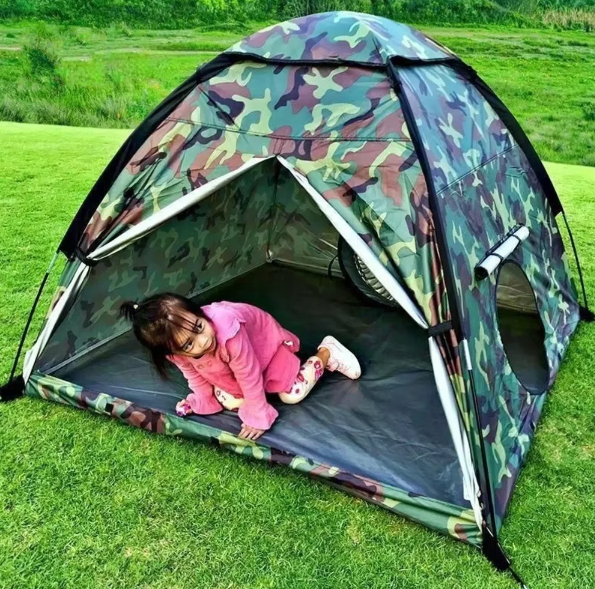 Kids Summer Indoor/Outdoor Camouflage Dome Tent Made of Durable Polyester for Beach Use