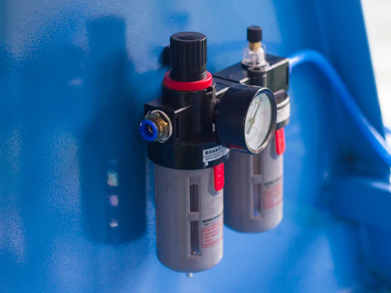 Hot Sale 1.5*2500 mm Pneumatic Sheet Metal Folding Machine TDF Galvanized Steel Bending