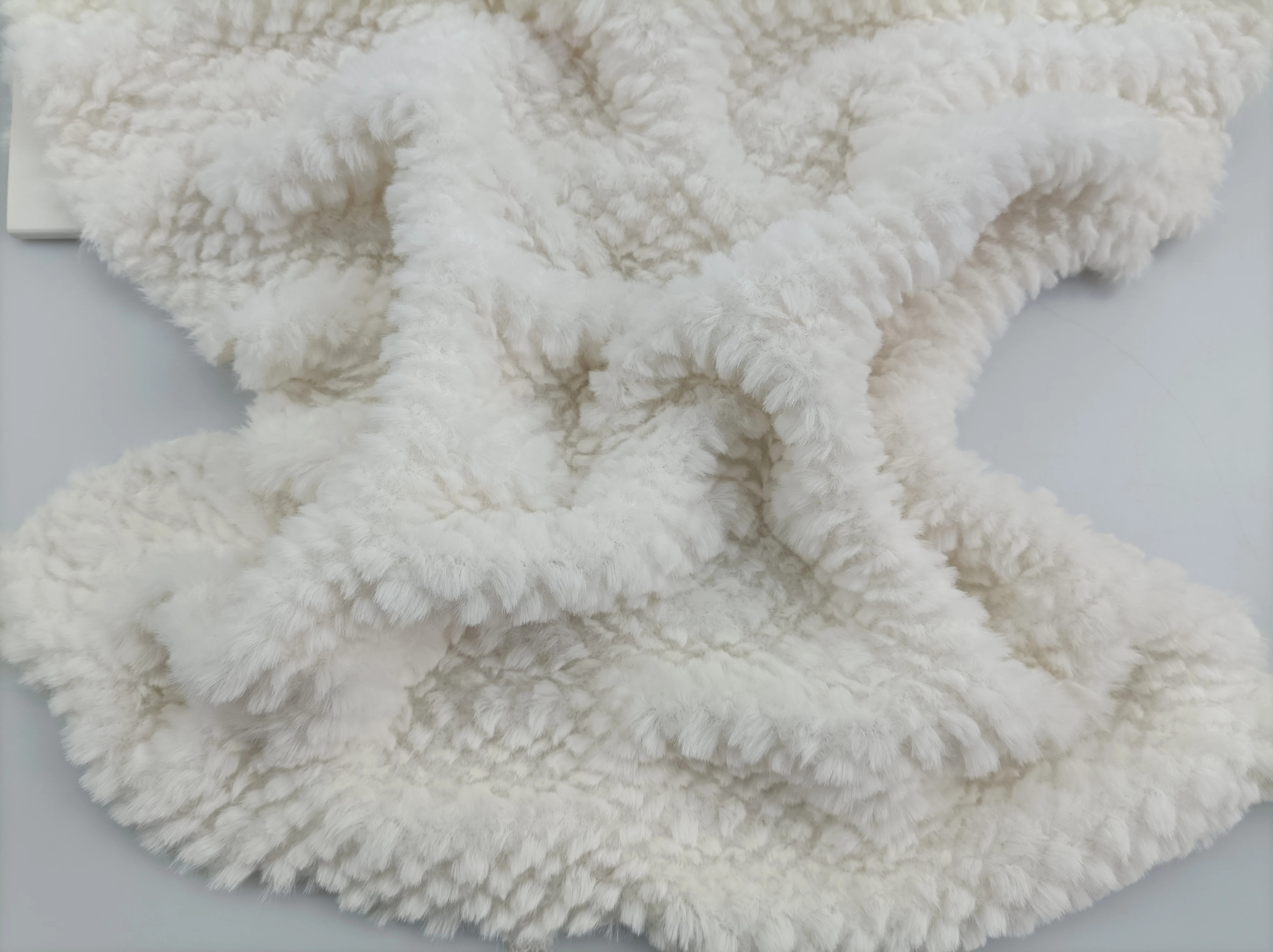 Pure Cute Spraying Spandex Rabbit Faux Minky Fur Fabric for Hometextile/Garment/Toys