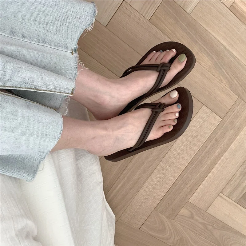 Nicecin Luxury Summer Ladies Filp Flops Slippers Cheap Wholesale PVC Filp Flops Women Fashion Beach Shoes