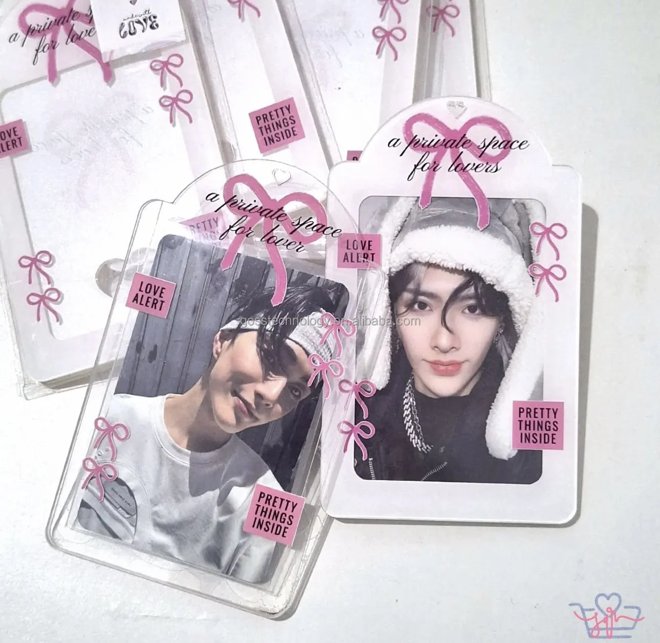 Kpop supplier wholesale photo magnetic card keychain holder custom design kpop PVC photocard holder