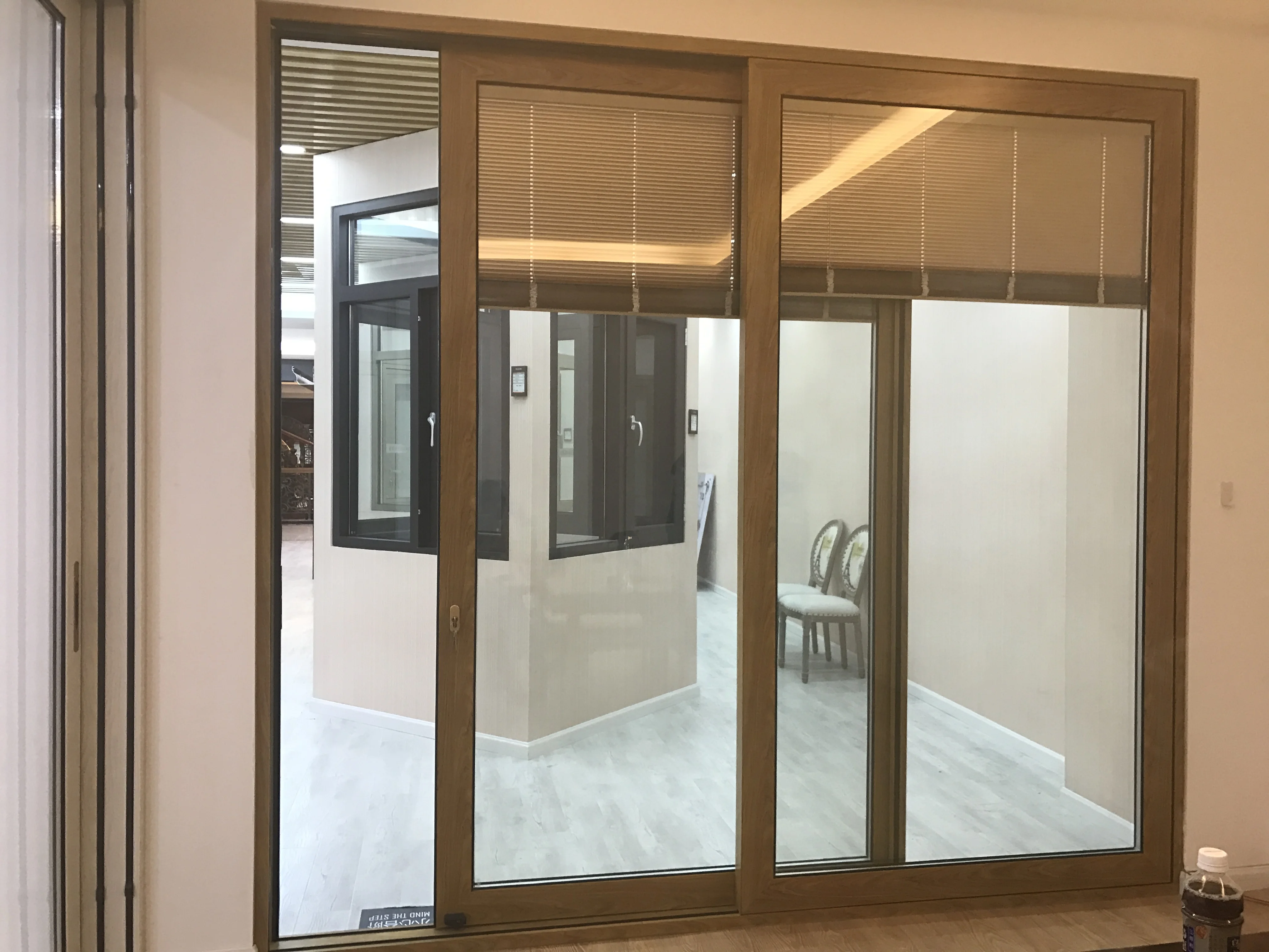 Exterior 4 panels double glazed door aluminum tempered glass sliding doors for balcony