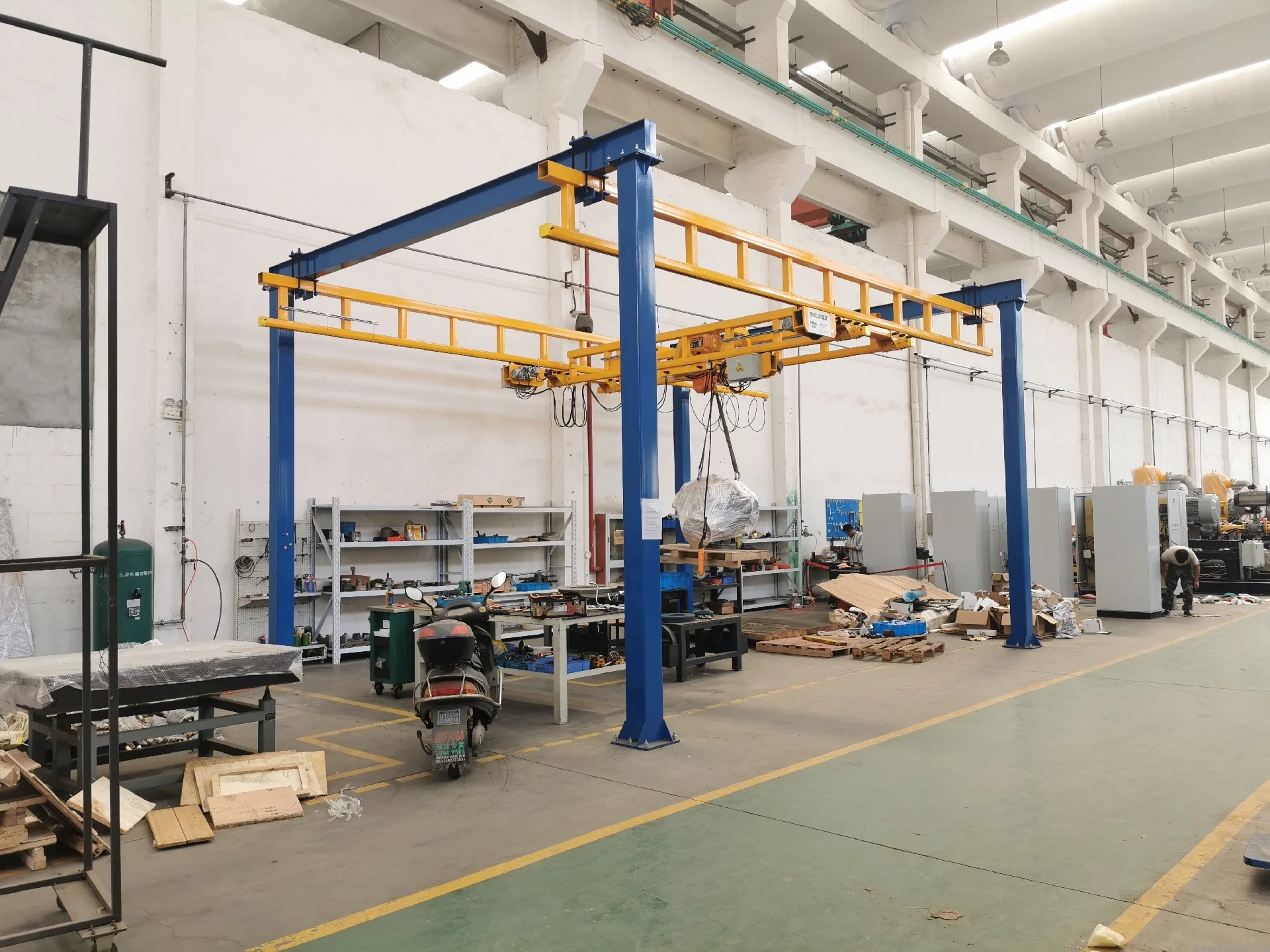 Good Quality Pendent Control 1 Ton 2 Ton 3 Ton Suspension Light Freestanding Bridge Crane Overhead Rail System