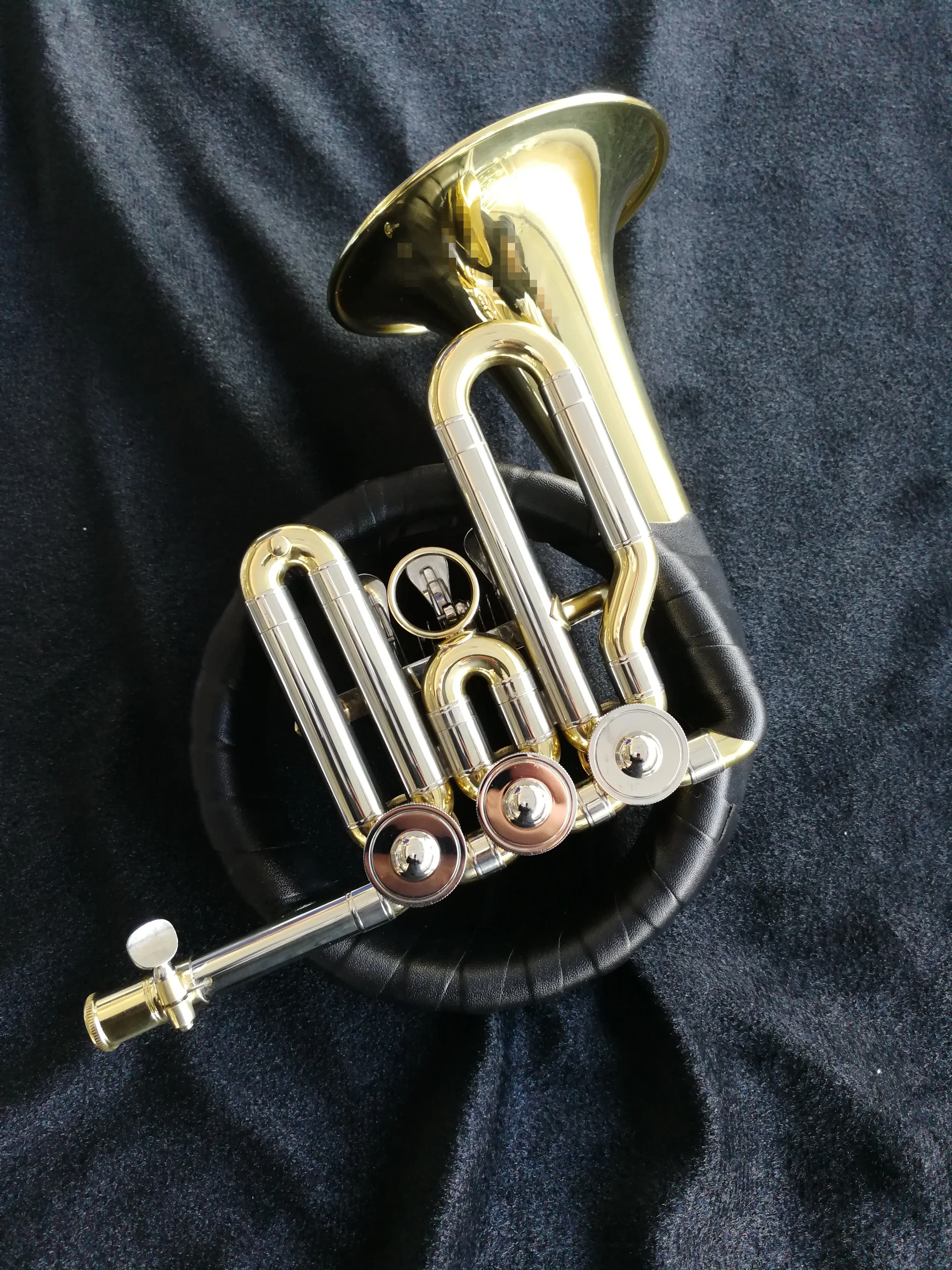 
Высокий класс золотой лак ключ Bb поворотный почтовый рожок (JYH-400) 